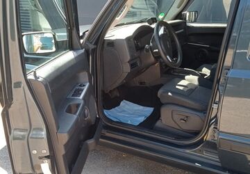 Jeep Commander 279.000 km 3.950 &euro; Dortmund 44369
