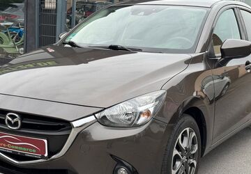 Mazda 2 118.000 km 9.490 &euro; DORTMUND 44263