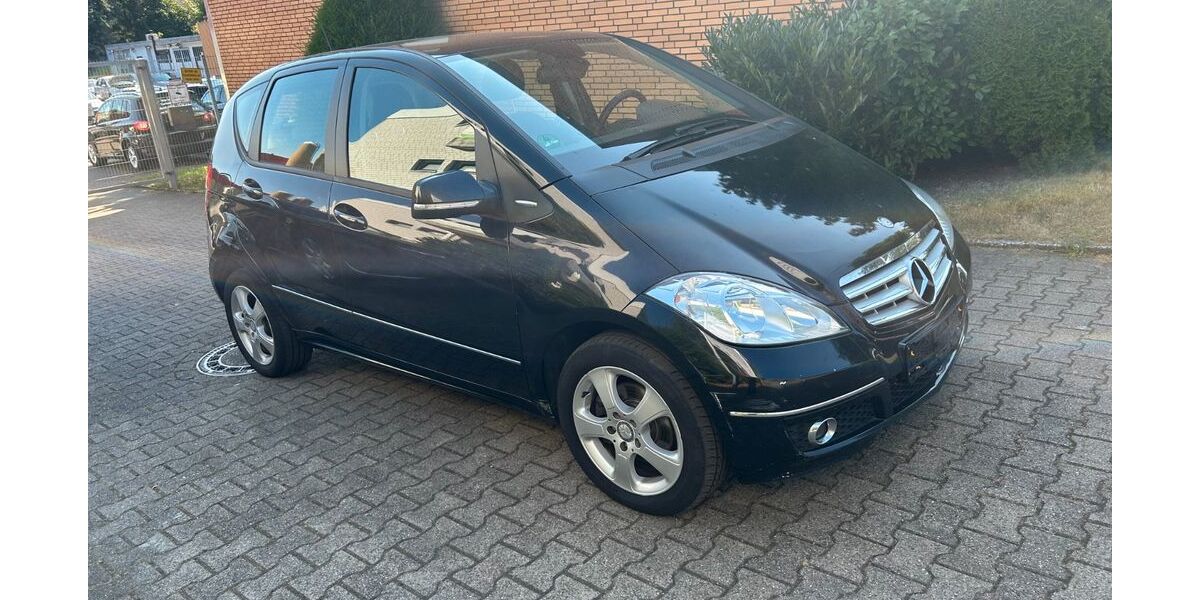Mercedes-Benz A 180 188.946 km 1.350 &euro; Gelsenkirchen 45892