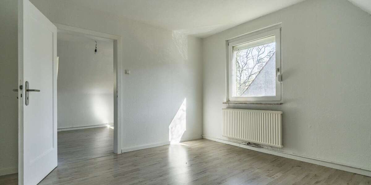 Etagenwohnung Hagen Hohenlimburg - 2 Zimmer, 49 m&sup2;, 330&euro; | Angebot:26756822