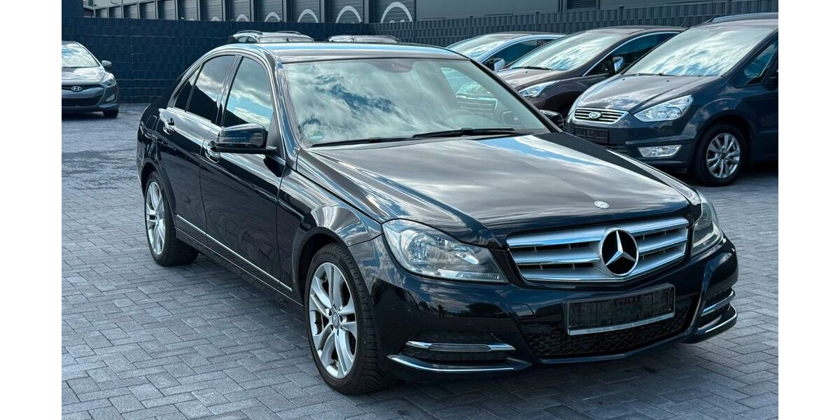 Mercedes-Benz C 200 172.678 km 8.350 &euro; Dortmund 44149