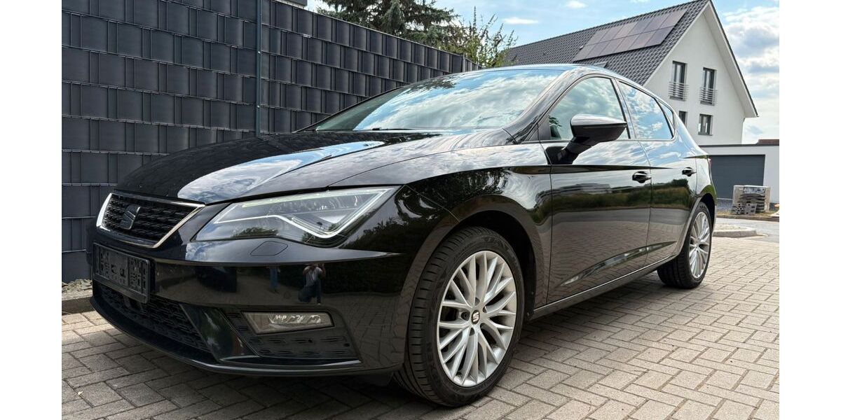 Seat Leon 124.800 km 12.490 &euro; Dortmund 44227