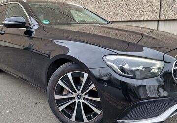 Mercedes-Benz E 300 153.290 km 23.490 &euro; Dortmund 44379