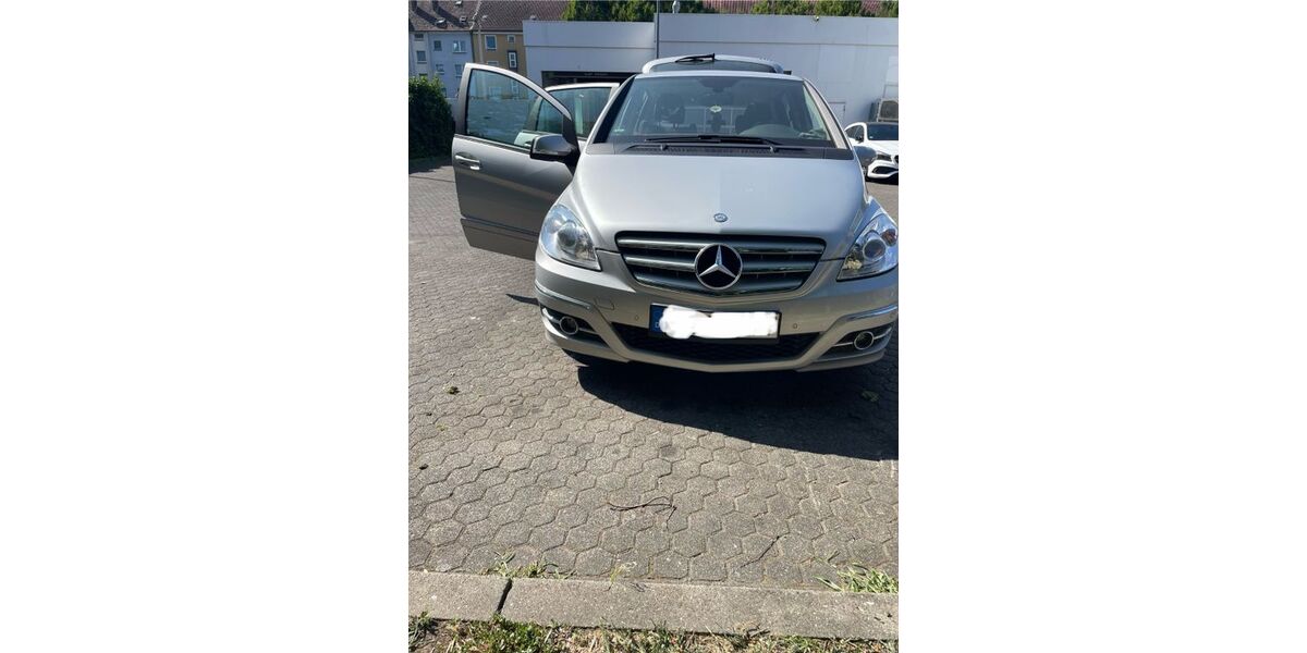 Mercedes-Benz B 180 137.000 km 7.000 &euro; Dortmund 44143