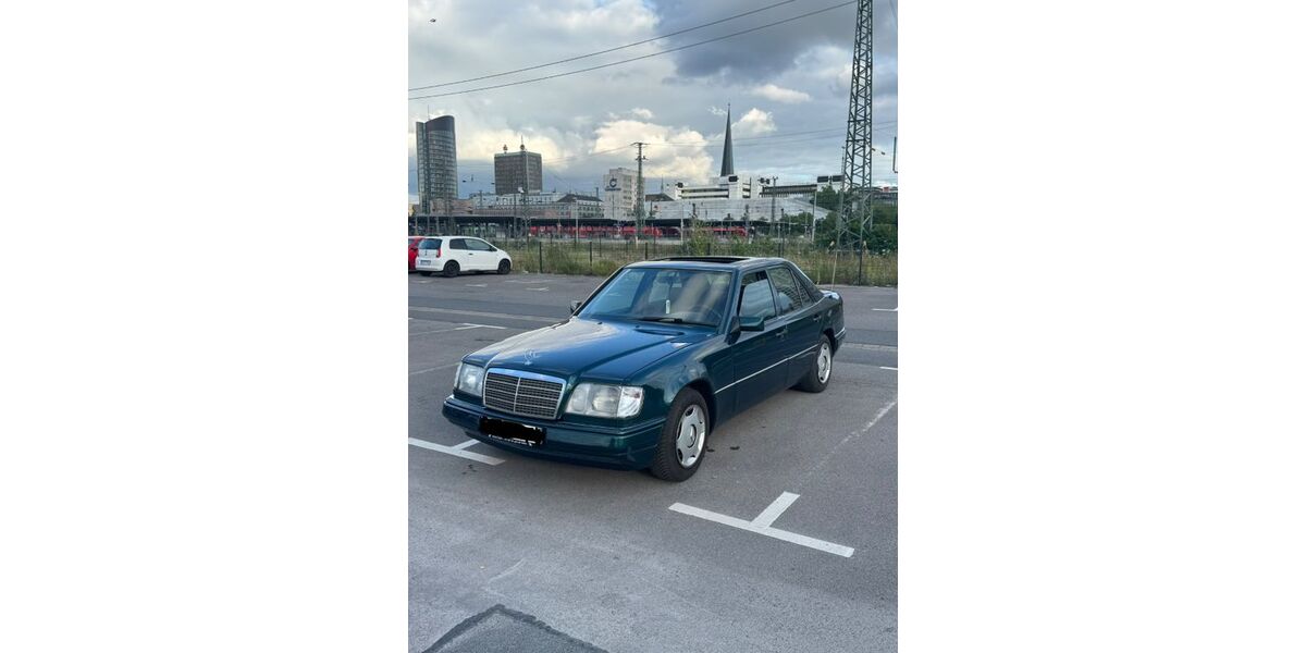 Mercedes-Benz 250 303.000 km 8.500 &euro; Dortmund 44137