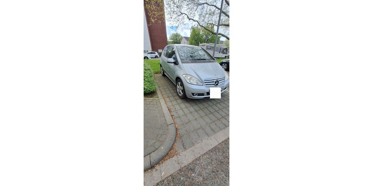 Mercedes-Benz A 170 156.535 km 2.600 &euro; Dortmund 44141