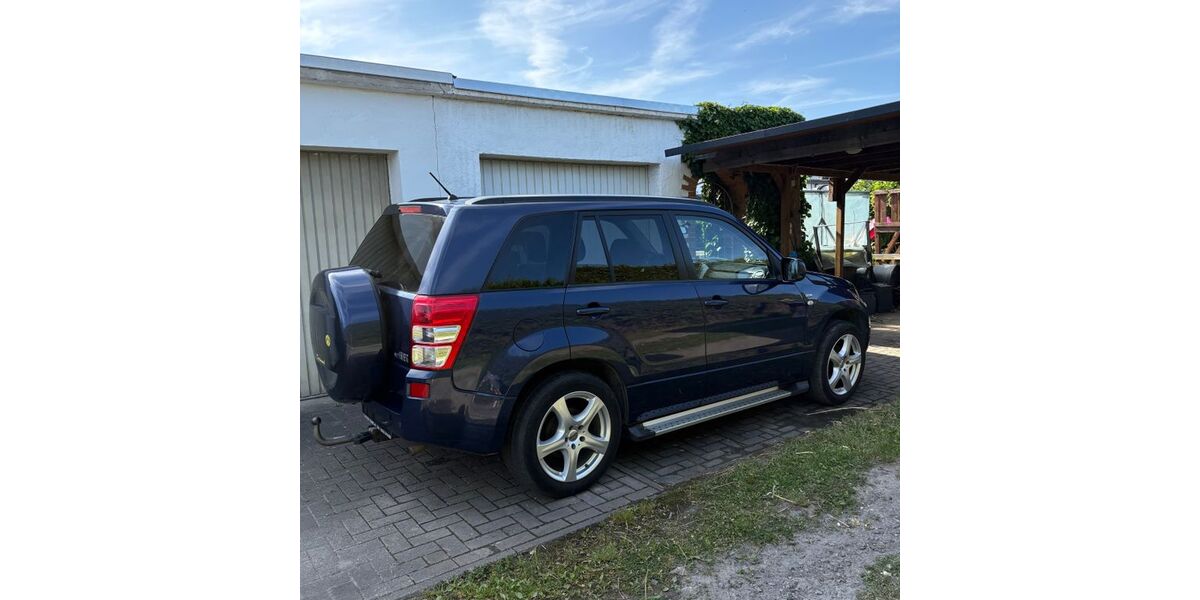 Suzuki Grand Vitara 120.000 km 5.000 &euro; Dortmund 44328