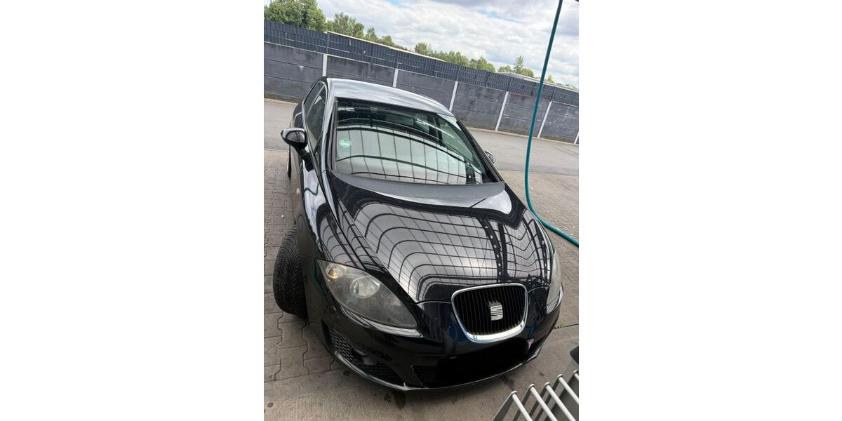Seat Leon 229.341 km 2.600 &euro; Dortmund 44145