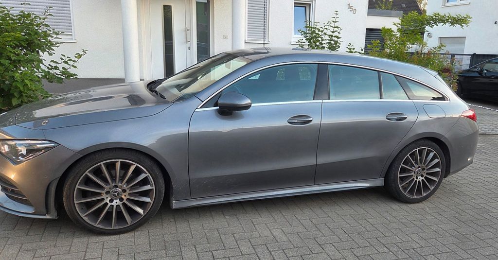 Mercedes-Benz CLA 220 Shooting Brake 174.000 km 22.950 &euro; Dortmund 44287