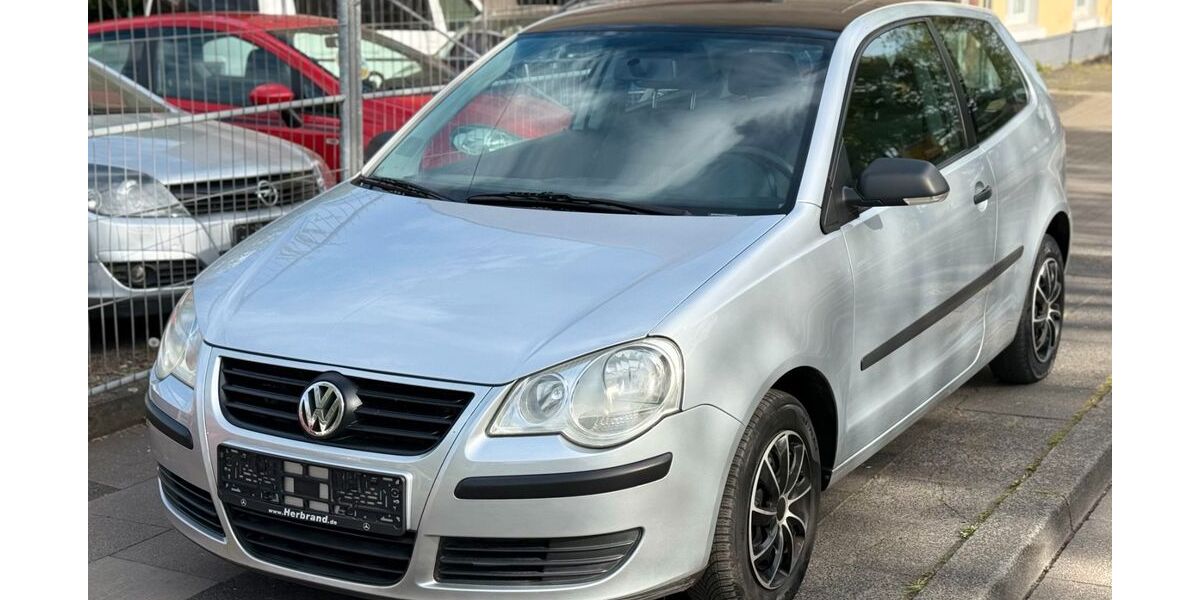 VW Polo 129.000 km 2.490 &euro; Castrop-Rauxel 44577