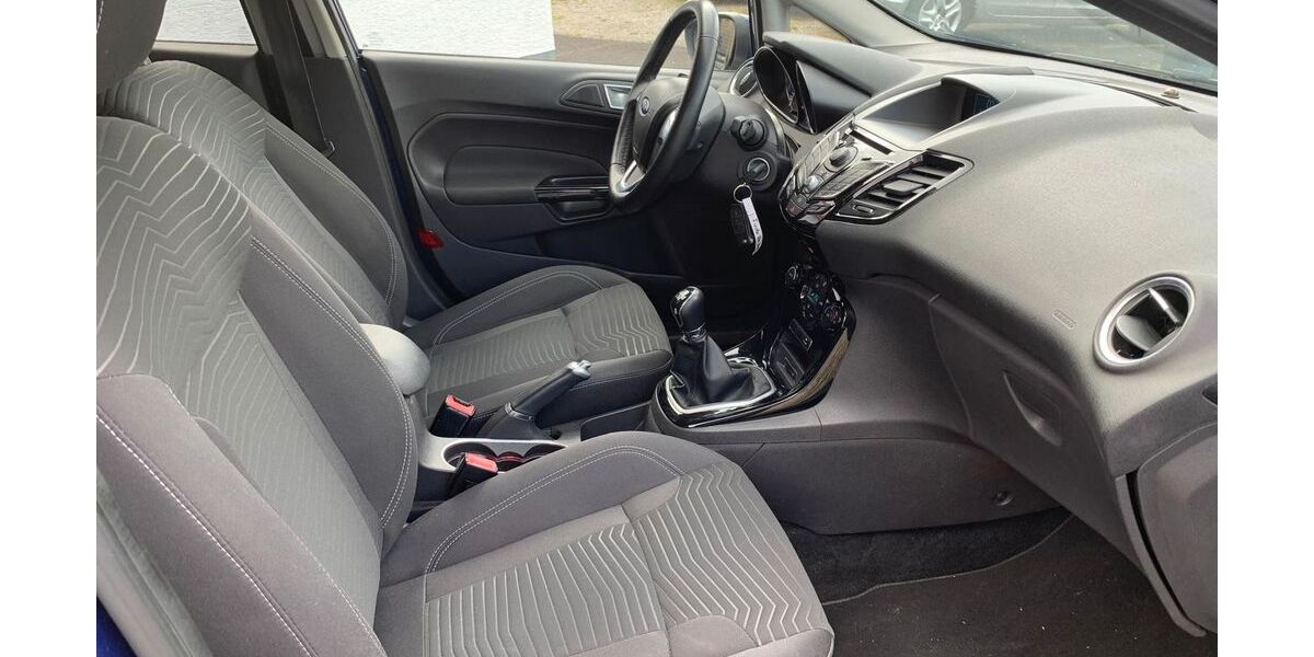 Ford Fiesta 175.000 km 4.990 &euro; Lünen 44536