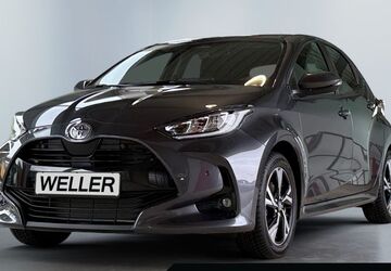 Toyota Yaris 3.089 km 22.970 &euro; Dortmund 44143