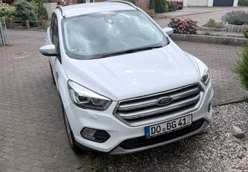 Ford Kuga 94.975 km 11.900 &euro; Dortmund 44388