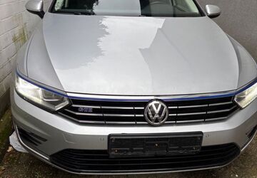 VW Passat Variant 228.000 km 9.350 &euro; dortmund 44287