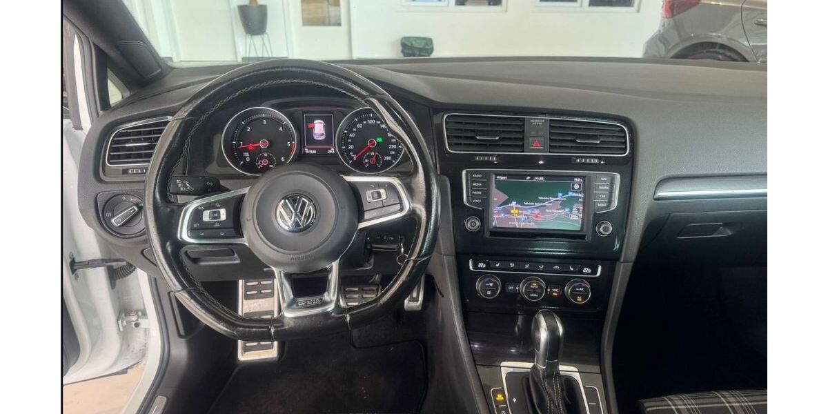 VW Golf 158.700 km 16.500 &euro; Dortmund 44145