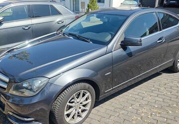 Mercedes-Benz CE 220 118.562 km 13.500 &euro; Dortmund 44359