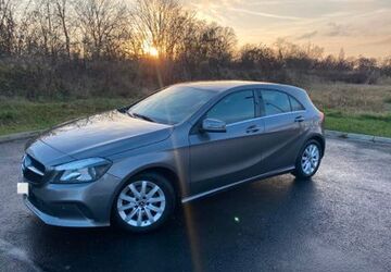 Mercedes-Benz A 180 83.835 km 14.600 &euro; Dortmund 44388