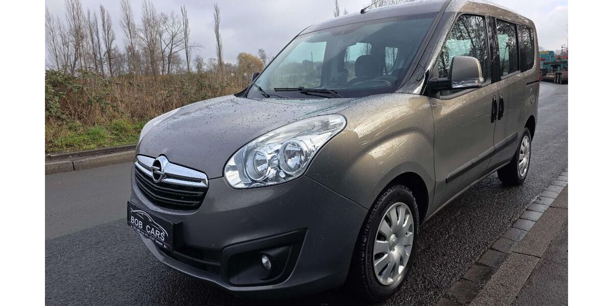 Opel Combo 134.548 km 9.000 &euro; dortmund 44339