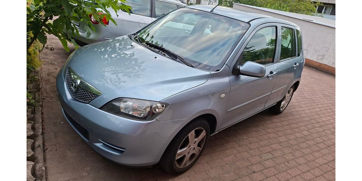 Mazda 2 144.000 km 1.990 &euro; Hattingen 45527