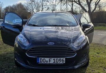 Ford Fiesta 115.705 km 4.200 &euro; Dortmund 44263