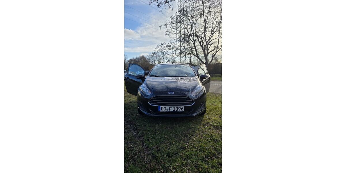 Ford Fiesta 115.705 km 4.200 &euro; Dortmund 44263