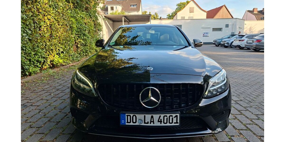 Mercedes-Benz C 220 116.000 km 20.000 &euro; Dortmund 44269