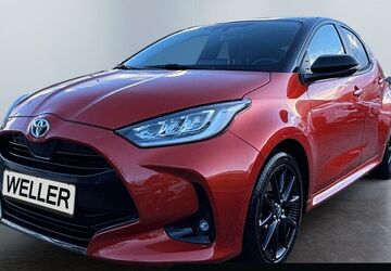 Toyota Yaris 33.360 km 20.770 &euro; Dortmund 44143