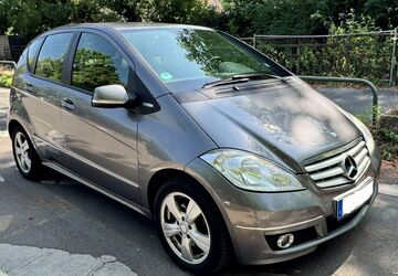 Mercedes-Benz A 180 131.850 km 4.250 &euro; Dortmund 44329