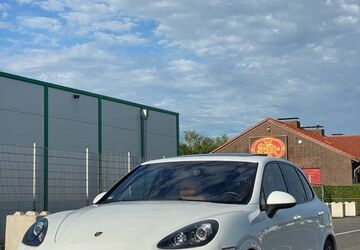 Porsche Cayenne 235.000 km 22.900 &euro; Dortmund 44328