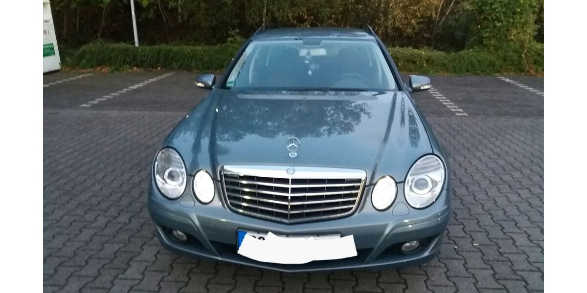 Mercedes-Benz E 220 285.000 km 3.150 &euro; Dortmund 44359