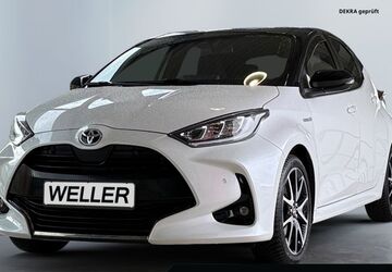 Toyota Yaris 27.420 km 21.490 &euro; Dortmund 44143