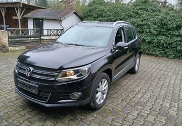 VW Tiguan 125.300 km 7.900 &euro; Dortmund 44328