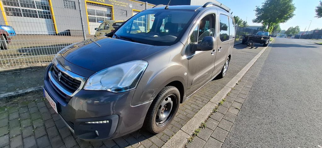 Peugeot Partner 92.400 km 6.990 &euro; Dortmund 44339
